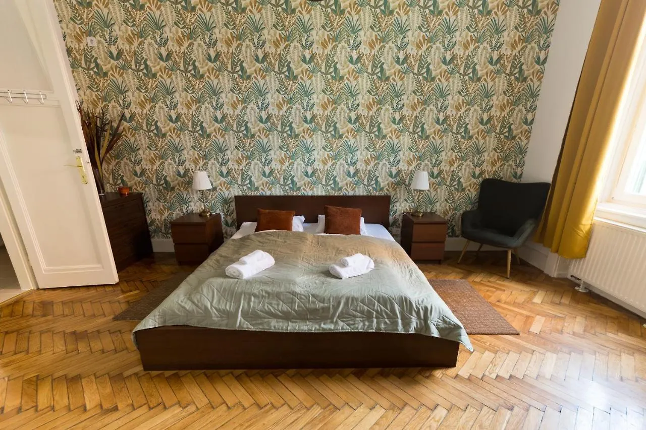 Rumbach Royal Apartment Budapest